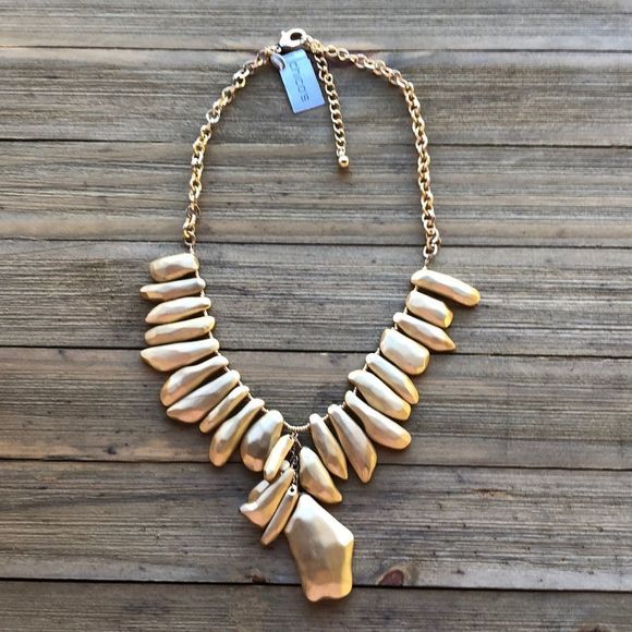 Chico's Jewelry - 3- Chico’s BNWT Matte Gold Chunky Primitive Necklace!
